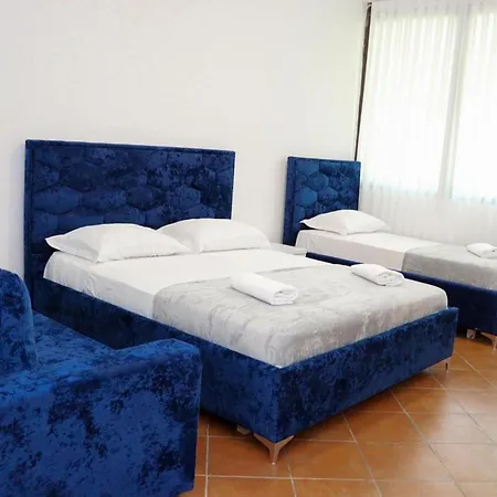 Kiki Hotel